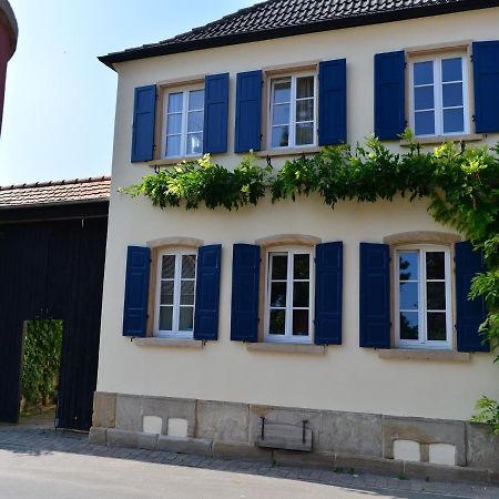 Gastehaus & Weingut Gehrig Otel Weisenheim am Sand Dış mekan fotoğraf