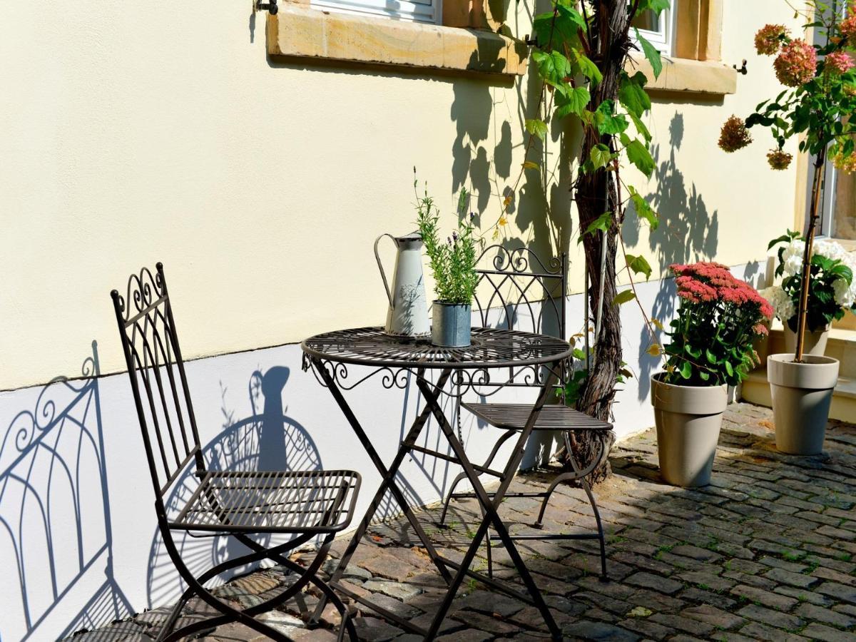 Gaestehaus & Weingut Gehrig Weisenheim am Sand Dış mekan fotoğraf