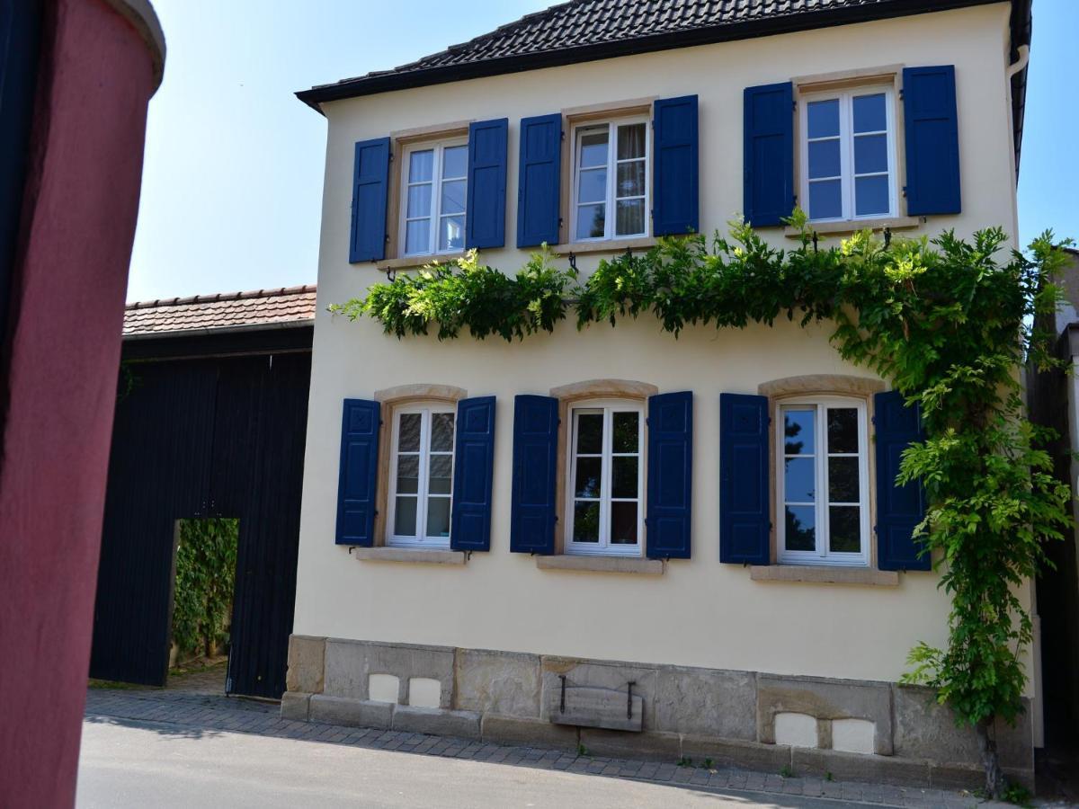 Gastehaus & Weingut Gehrig Otel Weisenheim am Sand Dış mekan fotoğraf